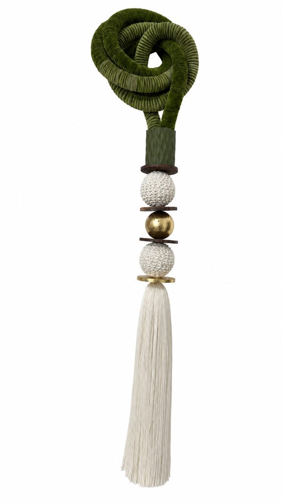 Collar Decorativo Esencial